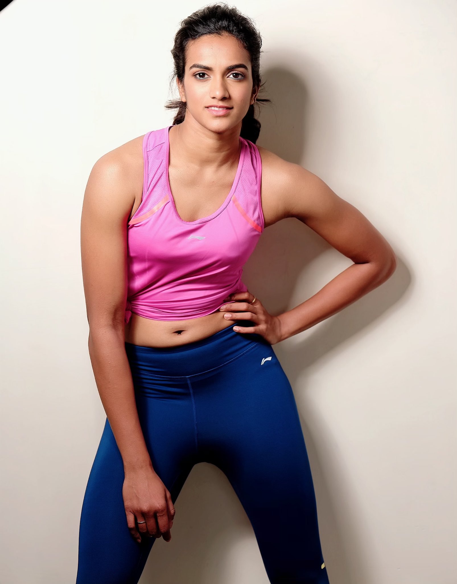pv sindhu, hot photos, seithipunal